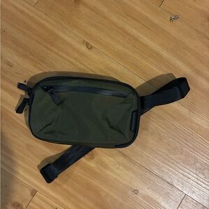 Alpaka olive Green Belt Bag / Utility pouch